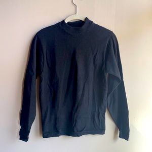 Pendleton Women’s vintage black crew sweater